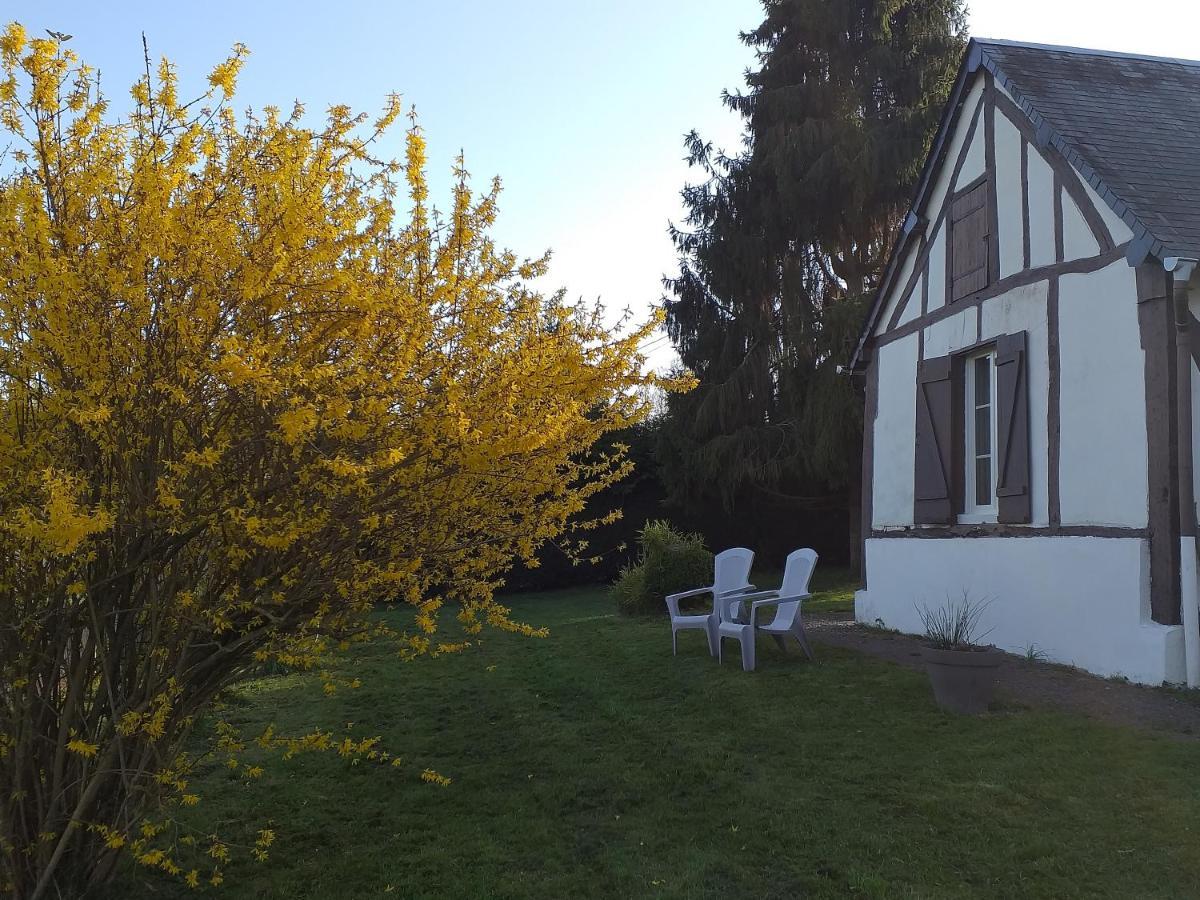 La Petite Maison Normande Ticheville Buitenkant foto